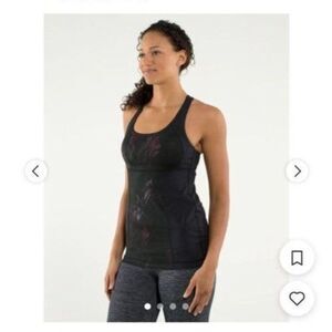 Lululemon size 8 Black Midnight Iris Energy Tank Top
